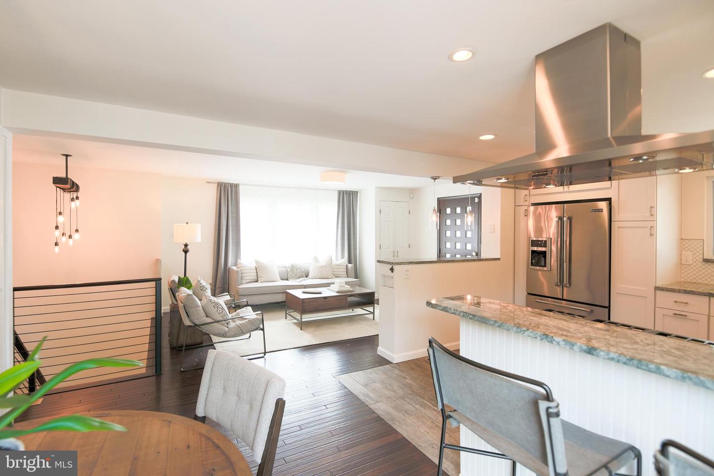 1549 11TH ST S, ARLINGTON, Virginia 22204, 3 Bedrooms Bedrooms, ,3 BathroomsBathrooms,Residential,For sale,1549 11TH ST S,VAAR2057068 MLS # VAAR2057068