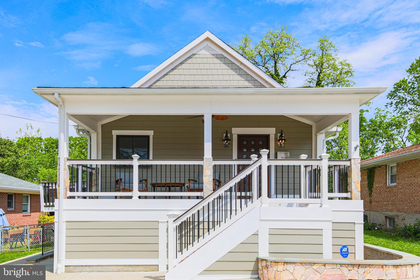 1549 11TH ST S, ARLINGTON, Virginia 22204, 3 Bedrooms Bedrooms, ,3 BathroomsBathrooms,Residential,For sale,1549 11TH ST S,VAAR2057068 MLS # VAAR2057068