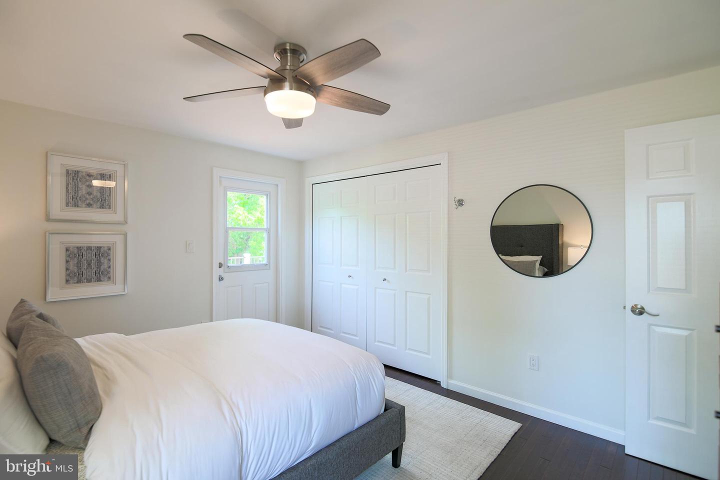 1549 11TH ST S, ARLINGTON, Virginia 22204, 3 Bedrooms Bedrooms, ,3 BathroomsBathrooms,Residential,For sale,1549 11TH ST S,VAAR2057068 MLS # VAAR2057068