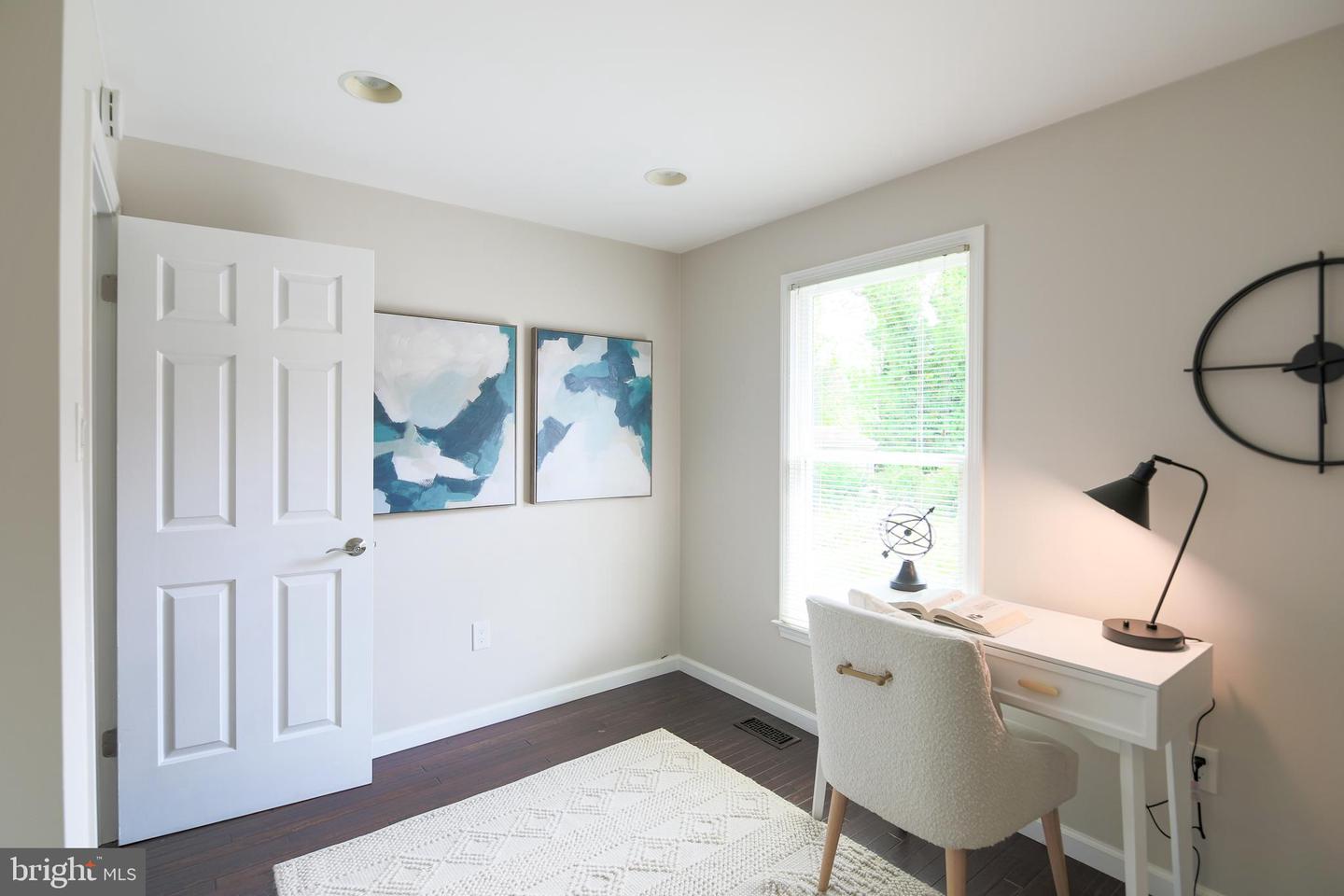 1549 11TH ST S, ARLINGTON, Virginia 22204, 3 Bedrooms Bedrooms, ,3 BathroomsBathrooms,Residential,For sale,1549 11TH ST S,VAAR2057068 MLS # VAAR2057068