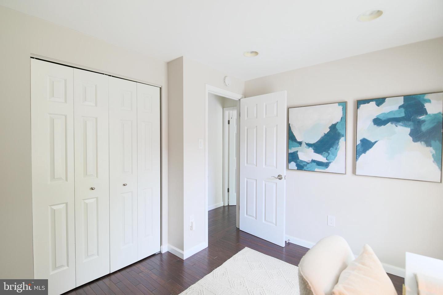 1549 11TH ST S, ARLINGTON, Virginia 22204, 3 Bedrooms Bedrooms, ,3 BathroomsBathrooms,Residential,For sale,1549 11TH ST S,VAAR2057068 MLS # VAAR2057068