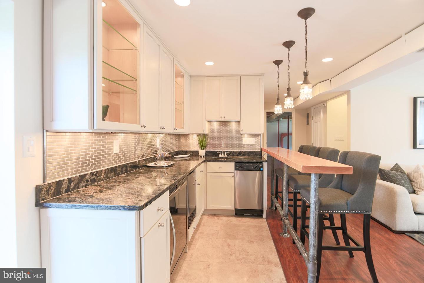 1549 11TH ST S, ARLINGTON, Virginia 22204, 3 Bedrooms Bedrooms, ,3 BathroomsBathrooms,Residential,For sale,1549 11TH ST S,VAAR2057068 MLS # VAAR2057068
