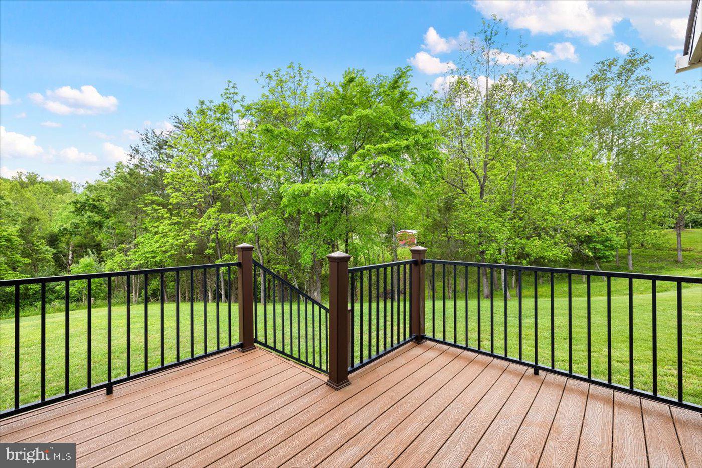 47 OLD FARM RD, FREDERICKSBURG, Virginia 22406, 3 Bedrooms Bedrooms, ,3 BathroomsBathrooms,Residential,For sale,47 OLD FARM RD,VAST2038528 MLS # VAST2038528