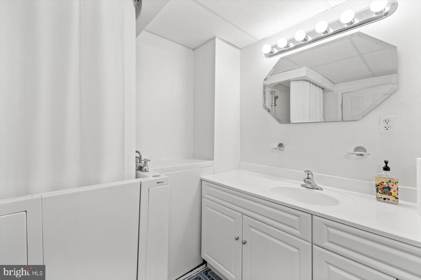 47 OLD FARM RD, FREDERICKSBURG, Virginia 22406, 3 Bedrooms Bedrooms, ,3 BathroomsBathrooms,Residential,For sale,47 OLD FARM RD,VAST2038528 MLS # VAST2038528