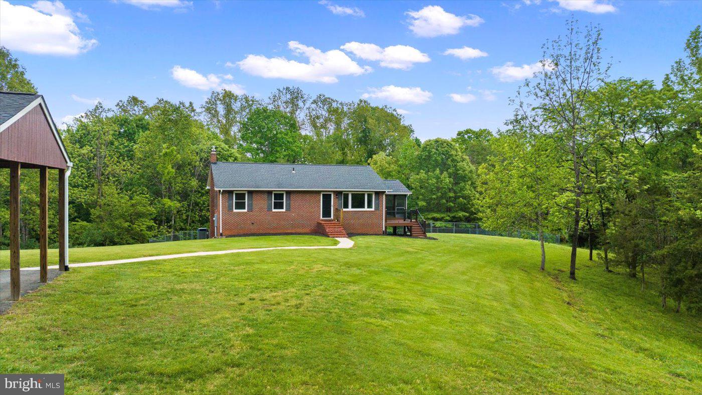 47 OLD FARM RD, FREDERICKSBURG, Virginia 22406, 3 Bedrooms Bedrooms, ,3 BathroomsBathrooms,Residential,For sale,47 OLD FARM RD,VAST2038528 MLS # VAST2038528