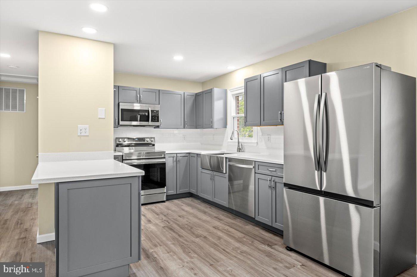 47 OLD FARM RD, FREDERICKSBURG, Virginia 22406, 3 Bedrooms Bedrooms, ,3 BathroomsBathrooms,Residential,For sale,47 OLD FARM RD,VAST2038528 MLS # VAST2038528