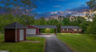 47 OLD FARM RD, FREDERICKSBURG, Virginia 22406, 3 Bedrooms Bedrooms, ,3 BathroomsBathrooms,Residential,For sale,47 OLD FARM RD,VAST2038528 MLS # VAST2038528