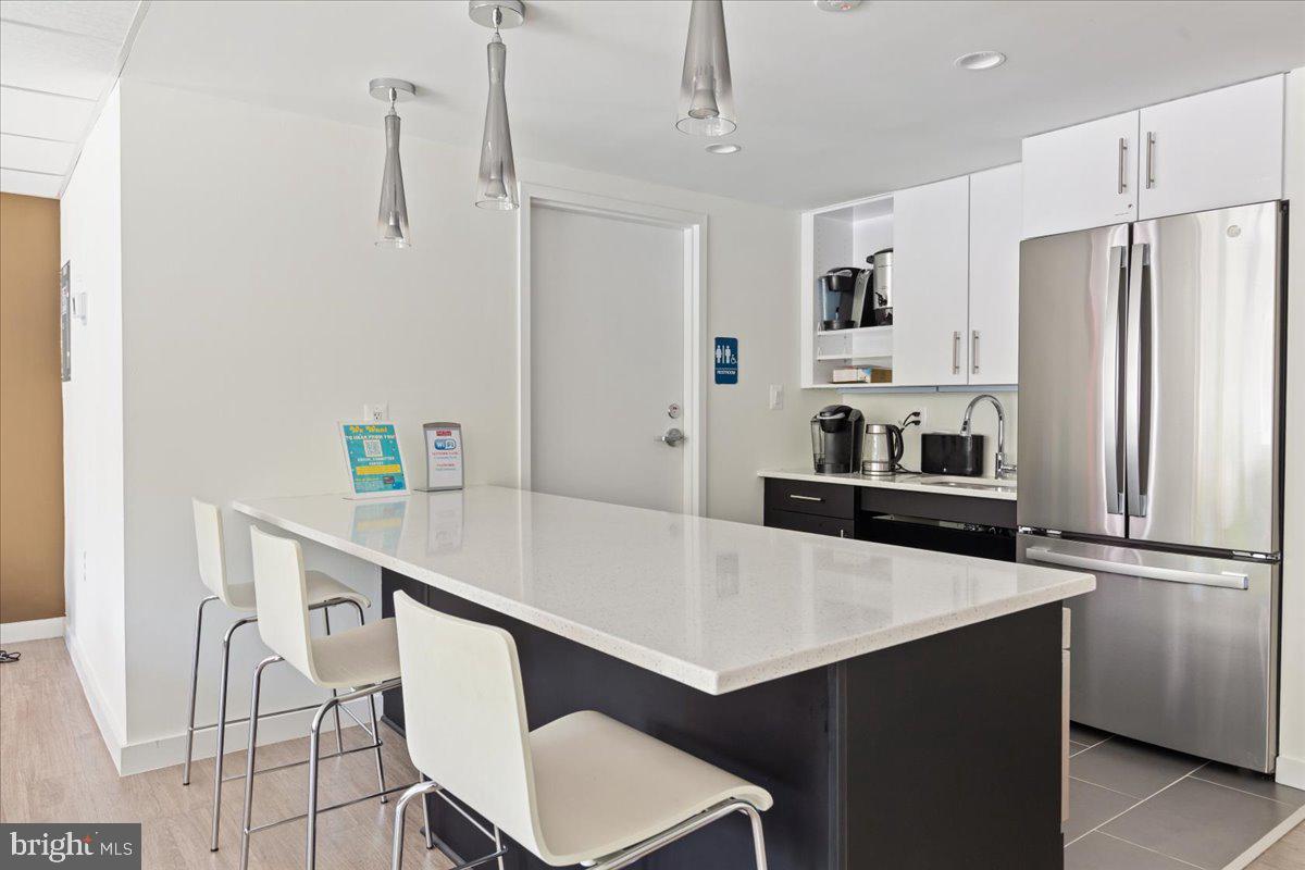 2500 N VAN DORN ST #801, ALEXANDRIA, Virginia 22302, 3 Bedrooms Bedrooms, ,2 BathroomsBathrooms,Residential,For sale,2500 N VAN DORN ST #801,VAAX2044966 MLS # VAAX2044966