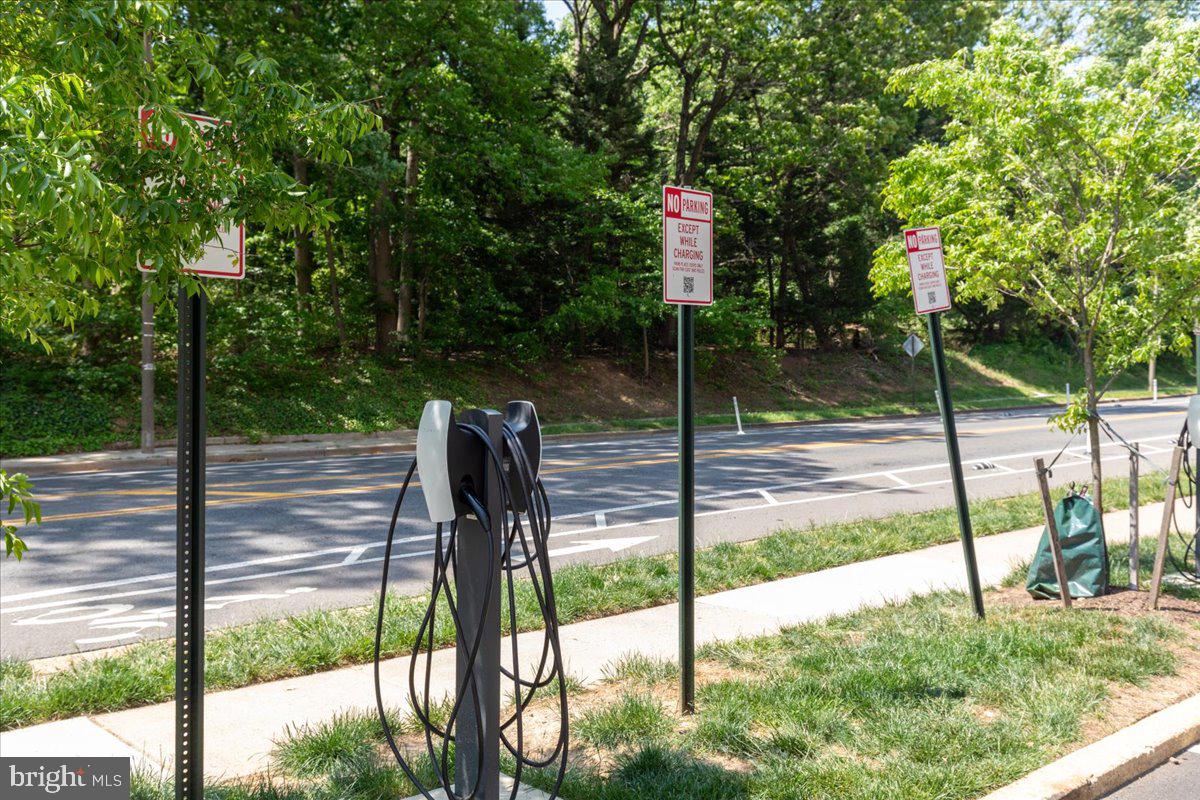 2500 N VAN DORN ST #801, ALEXANDRIA, Virginia 22302, 3 Bedrooms Bedrooms, ,2 BathroomsBathrooms,Residential,For sale,2500 N VAN DORN ST #801,VAAX2044966 MLS # VAAX2044966