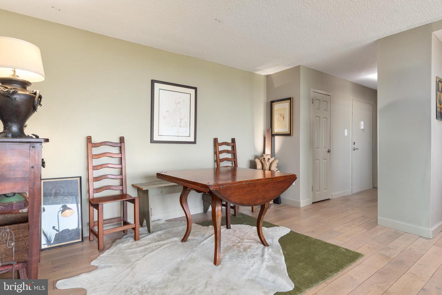 2500 N VAN DORN ST #801, ALEXANDRIA, Virginia 22302, 3 Bedrooms Bedrooms, ,2 BathroomsBathrooms,Residential,For sale,2500 N VAN DORN ST #801,VAAX2044966 MLS # VAAX2044966