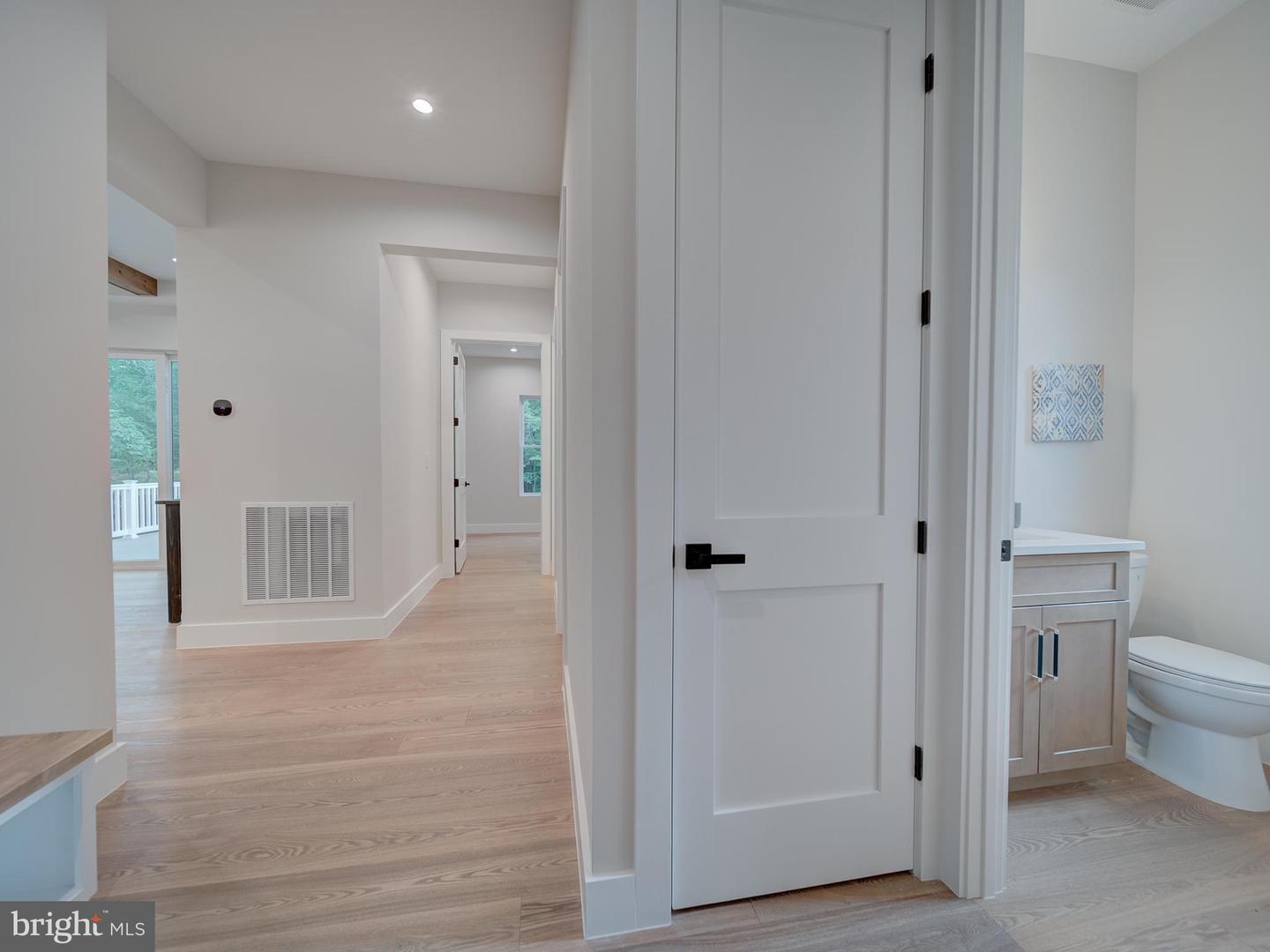 11340 PARK DR, FAIRFAX, Virginia 22030, 6 Bedrooms Bedrooms, ,6 BathroomsBathrooms,Residential,For sale,11340 PARK DR,VAFX2238592 MLS # VAFX2238592