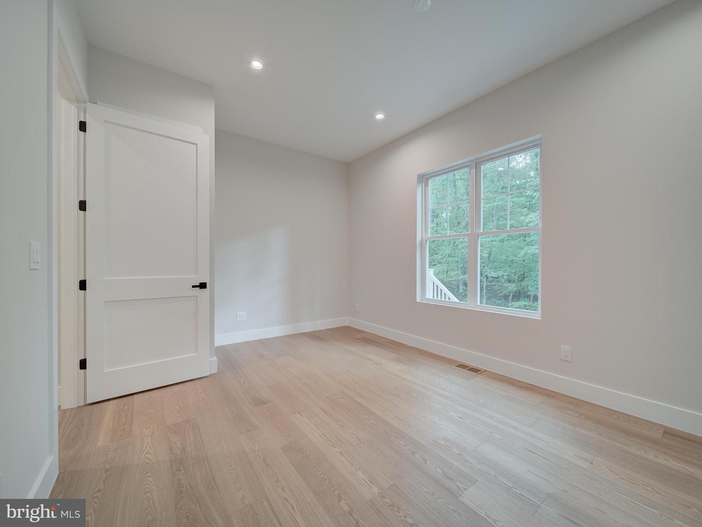 11340 PARK DR, FAIRFAX, Virginia 22030, 6 Bedrooms Bedrooms, ,6 BathroomsBathrooms,Residential,For sale,11340 PARK DR,VAFX2238592 MLS # VAFX2238592