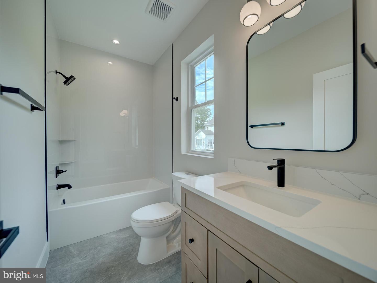 11340 PARK DR, FAIRFAX, Virginia 22030, 6 Bedrooms Bedrooms, ,6 BathroomsBathrooms,Residential,For sale,11340 PARK DR,VAFX2238592 MLS # VAFX2238592