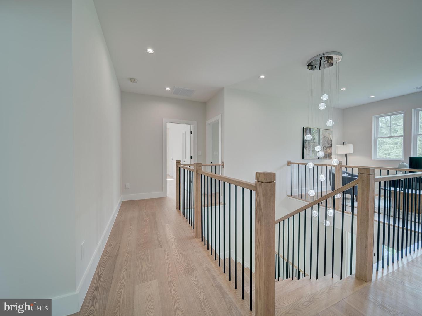 11340 PARK DR, FAIRFAX, Virginia 22030, 6 Bedrooms Bedrooms, ,6 BathroomsBathrooms,Residential,For sale,11340 PARK DR,VAFX2238592 MLS # VAFX2238592