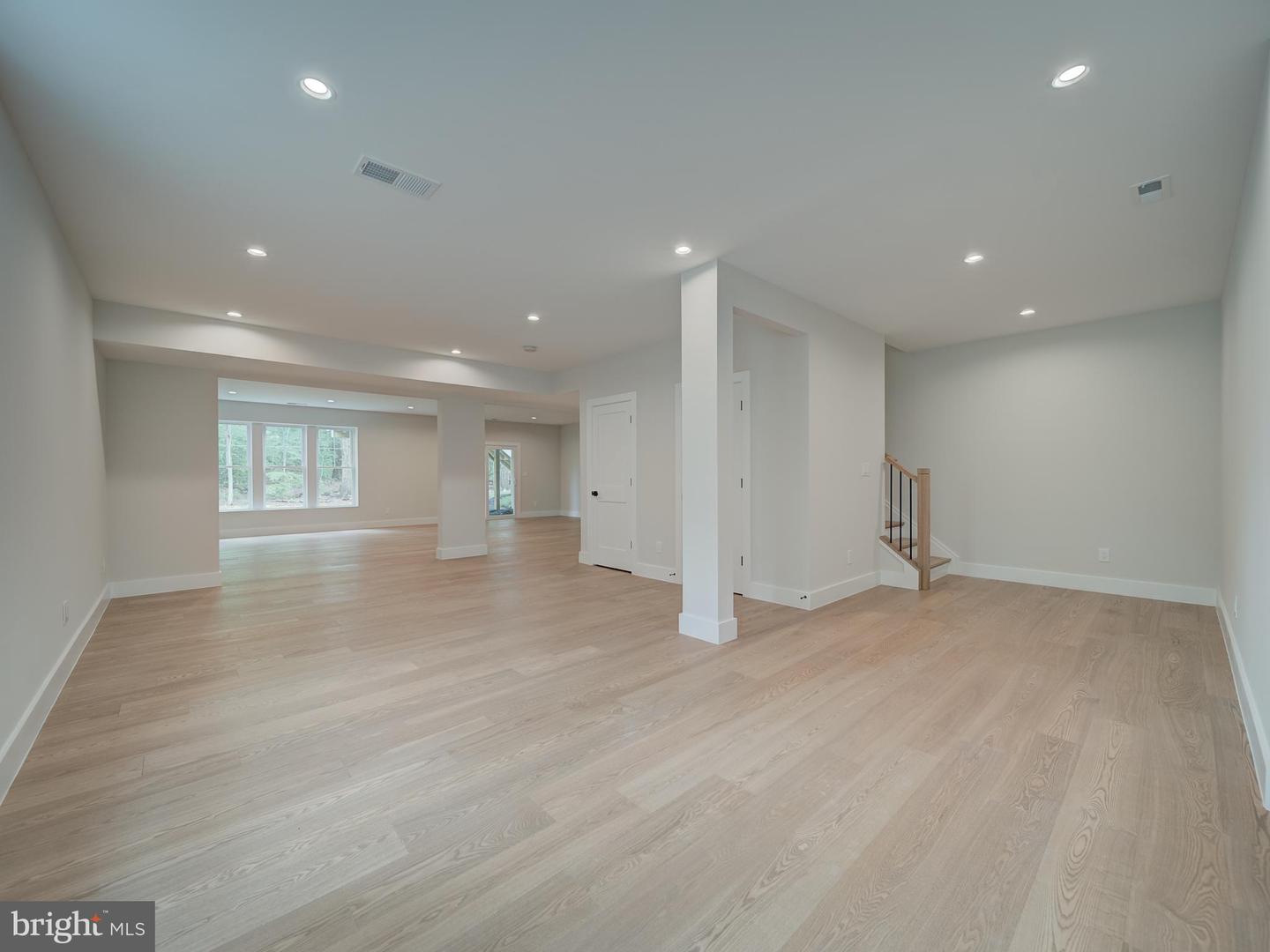 11340 PARK DR, FAIRFAX, Virginia 22030, 6 Bedrooms Bedrooms, ,6 BathroomsBathrooms,Residential,For sale,11340 PARK DR,VAFX2238592 MLS # VAFX2238592