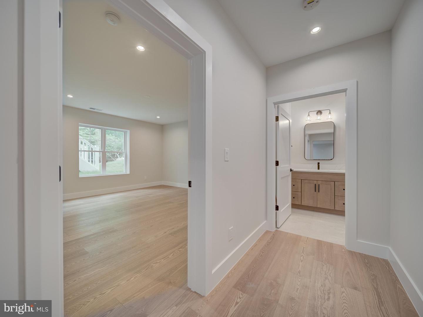 11340 PARK DR, FAIRFAX, Virginia 22030, 6 Bedrooms Bedrooms, ,6 BathroomsBathrooms,Residential,For sale,11340 PARK DR,VAFX2238592 MLS # VAFX2238592