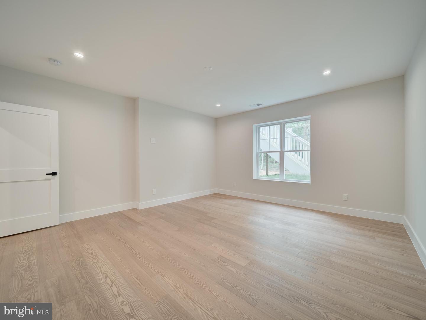 11340 PARK DR, FAIRFAX, Virginia 22030, 6 Bedrooms Bedrooms, ,6 BathroomsBathrooms,Residential,For sale,11340 PARK DR,VAFX2238592 MLS # VAFX2238592