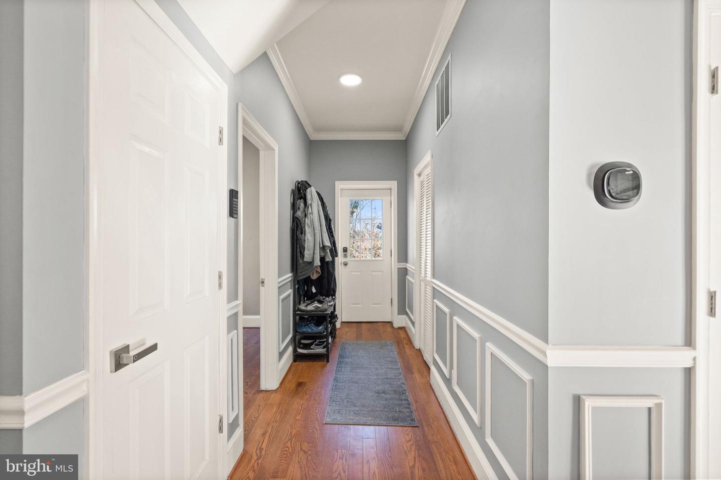 2813 WOODLAWN TRL, ALEXANDRIA, Virginia 22306, 4 Bedrooms Bedrooms, ,4 BathroomsBathrooms,Residential,For sale,2813 WOODLAWN TRL,VAFX2238716 MLS # VAFX2238716