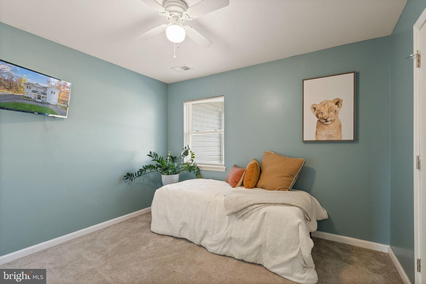 2813 WOODLAWN TRL, ALEXANDRIA, Virginia 22306, 4 Bedrooms Bedrooms, ,4 BathroomsBathrooms,Residential,For sale,2813 WOODLAWN TRL,VAFX2238716 MLS # VAFX2238716