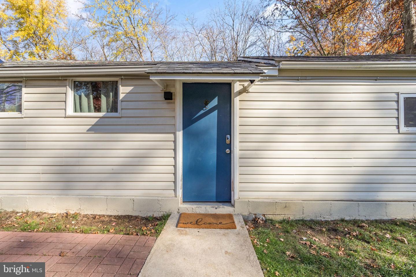 2813 WOODLAWN TRL, ALEXANDRIA, Virginia 22306, 4 Bedrooms Bedrooms, ,4 BathroomsBathrooms,Residential,For sale,2813 WOODLAWN TRL,VAFX2238716 MLS # VAFX2238716