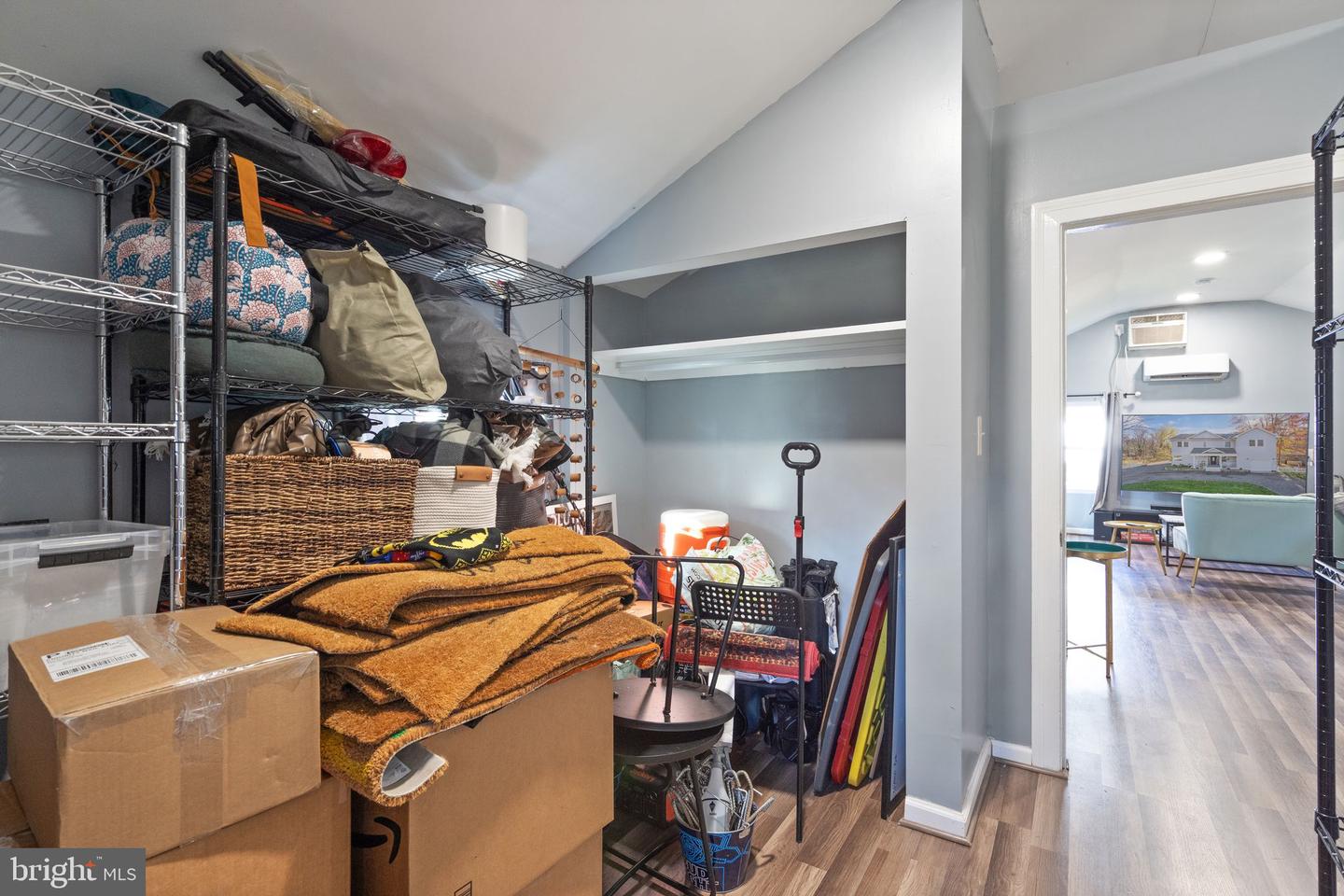 2813 WOODLAWN TRL, ALEXANDRIA, Virginia 22306, 4 Bedrooms Bedrooms, ,4 BathroomsBathrooms,Residential,For sale,2813 WOODLAWN TRL,VAFX2238716 MLS # VAFX2238716
