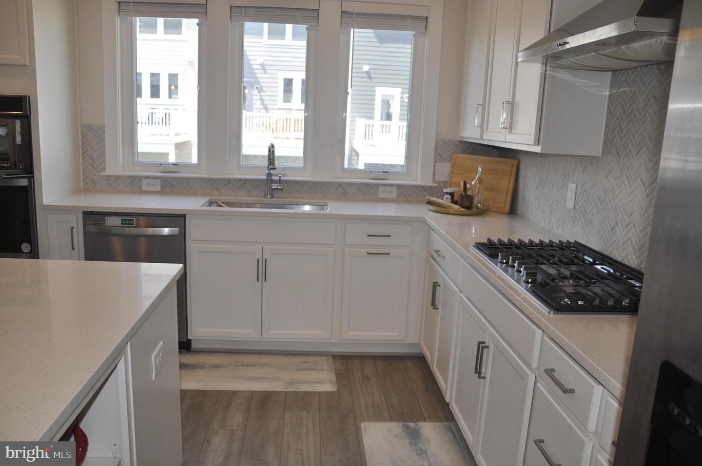 1674 DUNNINGTON PL, DUMFRIES, Virginia 22026, 4 Bedrooms Bedrooms, ,3 BathroomsBathrooms,Residential,For sale,1674 DUNNINGTON PL,VAPW2094002 MLS # VAPW2094002