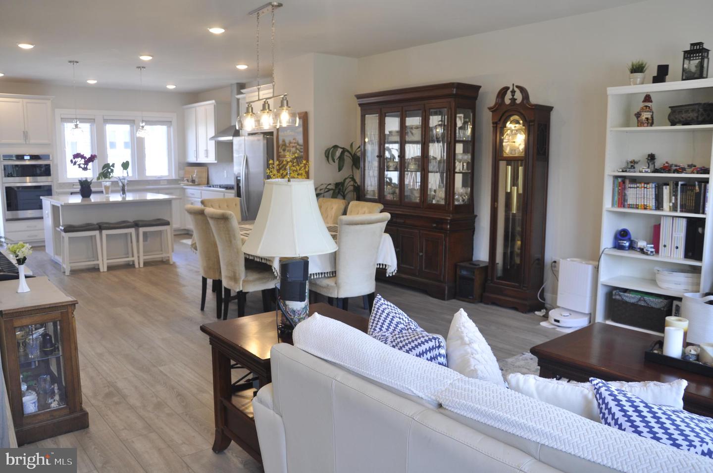 1674 DUNNINGTON PL, DUMFRIES, Virginia 22026, 4 Bedrooms Bedrooms, ,3 BathroomsBathrooms,Residential,For sale,1674 DUNNINGTON PL,VAPW2094002 MLS # VAPW2094002