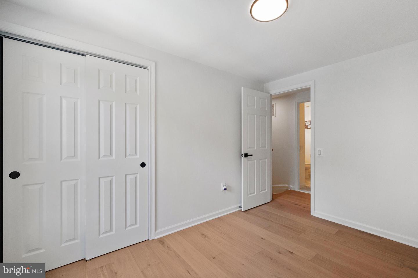 10129 SASSAFRAS WOODS CT, BURKE, Virginia 22015, 3 Bedrooms Bedrooms, ,3 BathroomsBathrooms,Residential,For sale,10129 SASSAFRAS WOODS CT,VAFX2238662 MLS # VAFX2238662