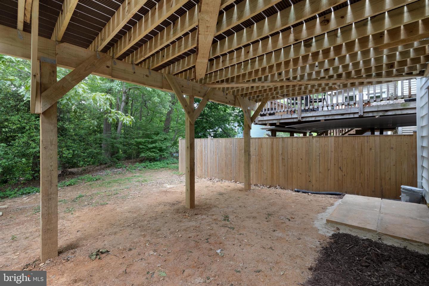 10129 SASSAFRAS WOODS CT, BURKE, Virginia 22015, 3 Bedrooms Bedrooms, ,3 BathroomsBathrooms,Residential,For sale,10129 SASSAFRAS WOODS CT,VAFX2238662 MLS # VAFX2238662