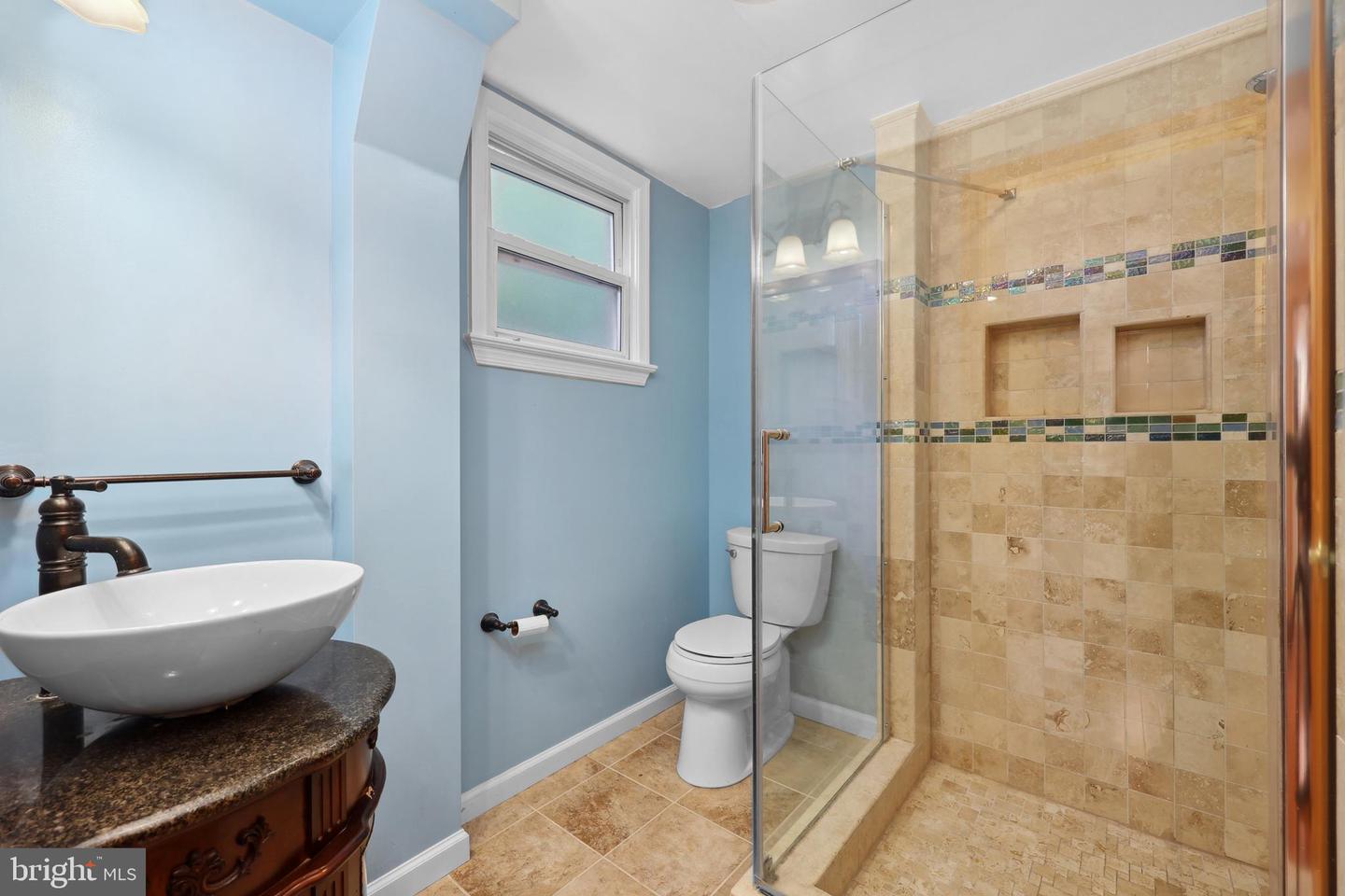 7030 SANTA MARIA CT, MCLEAN, Virginia 22101, 3 Bedrooms Bedrooms, ,3 BathroomsBathrooms,Residential,For sale,7030 SANTA MARIA CT,VAFX2238704 MLS # VAFX2238704