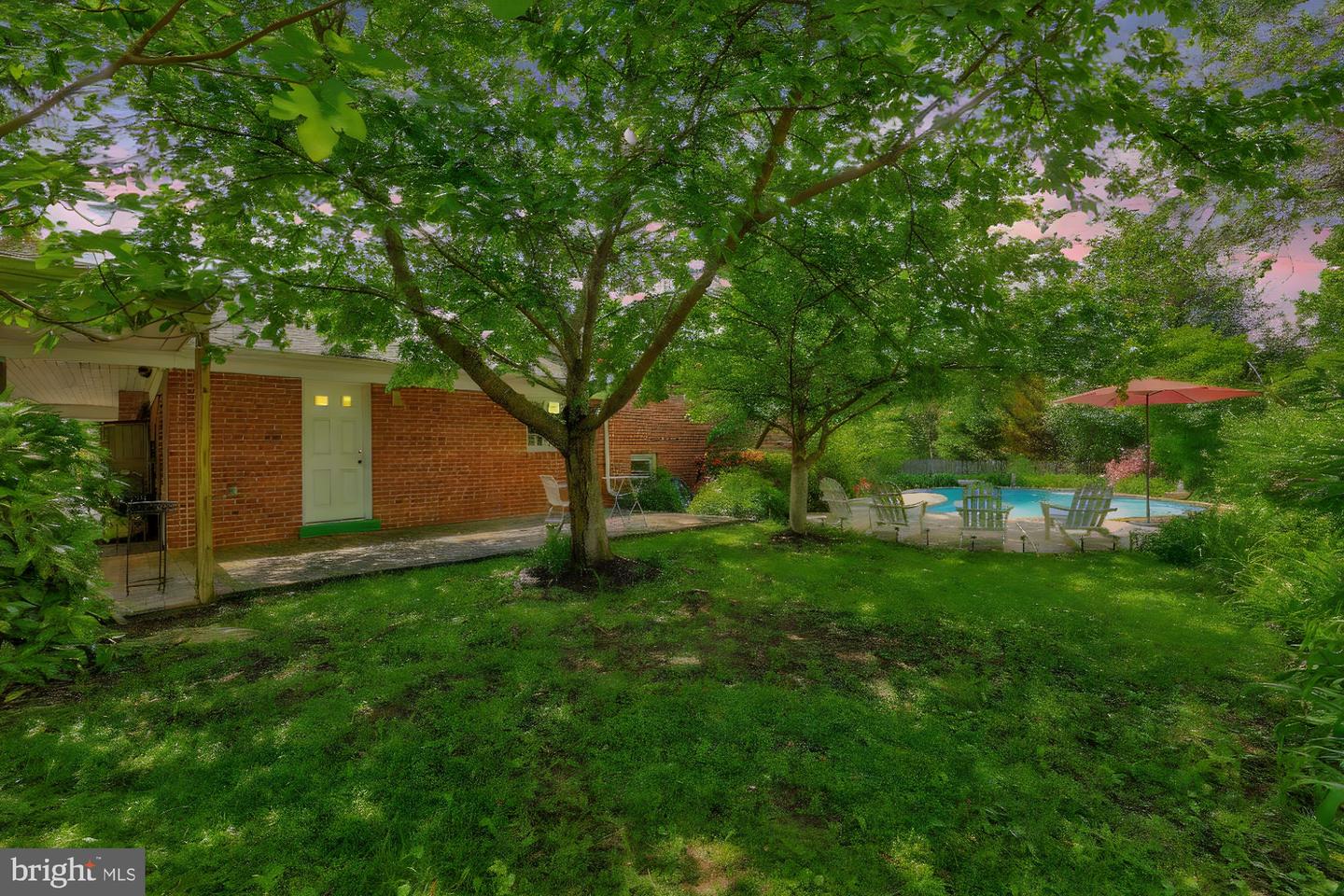 7030 SANTA MARIA CT, MCLEAN, Virginia 22101, 3 Bedrooms Bedrooms, ,3 BathroomsBathrooms,Residential,For sale,7030 SANTA MARIA CT,VAFX2238704 MLS # VAFX2238704