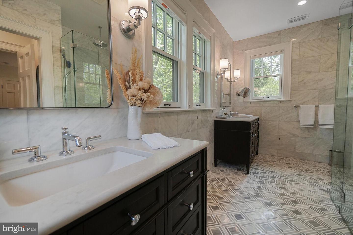 2840 CHESAPEAKE ST NW, WASHINGTON, District Of Columbia 20008, 6 Bedrooms Bedrooms, ,4 BathroomsBathrooms,Residential,For sale,2840 CHESAPEAKE ST NW,DCDC2199072 MLS # DCDC2199072
