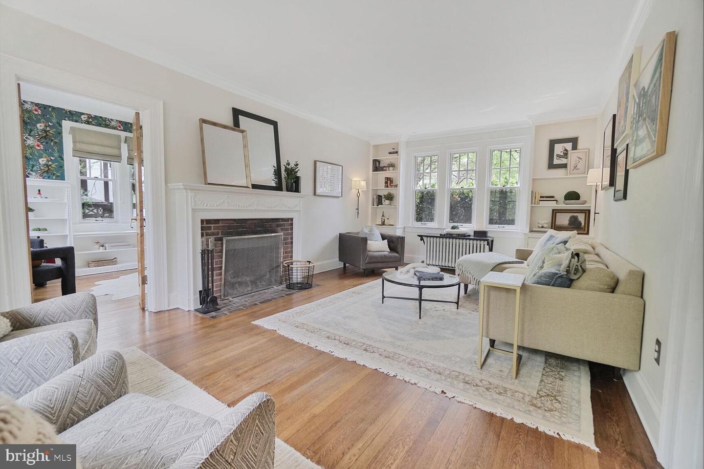 2840 CHESAPEAKE ST NW, WASHINGTON, District Of Columbia 20008, 6 Bedrooms Bedrooms, ,4 BathroomsBathrooms,Residential,For sale,2840 CHESAPEAKE ST NW,DCDC2199072 MLS # DCDC2199072