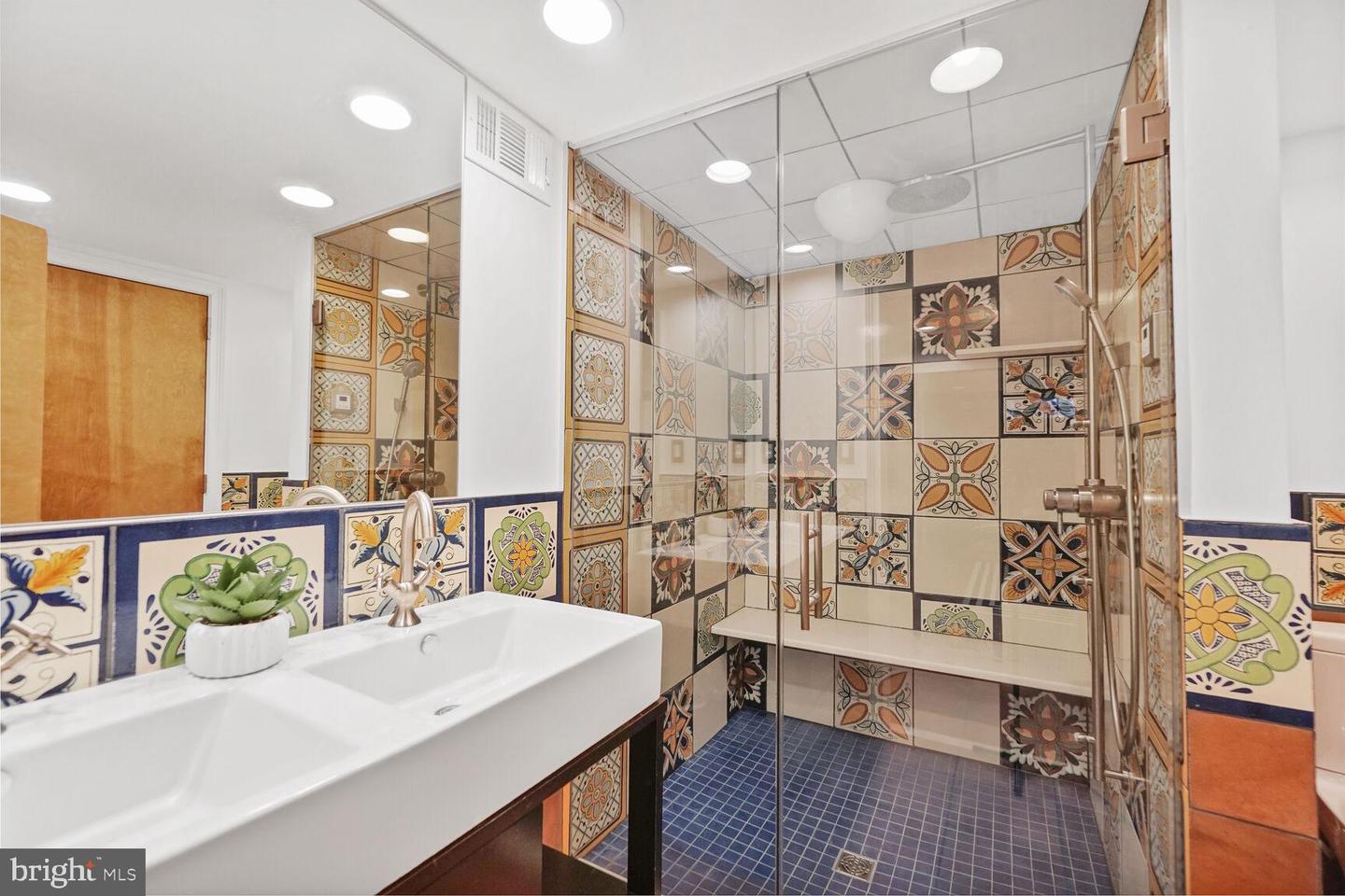 2840 CHESAPEAKE ST NW, WASHINGTON, District Of Columbia 20008, 6 Bedrooms Bedrooms, ,4 BathroomsBathrooms,Residential,For sale,2840 CHESAPEAKE ST NW,DCDC2199072 MLS # DCDC2199072