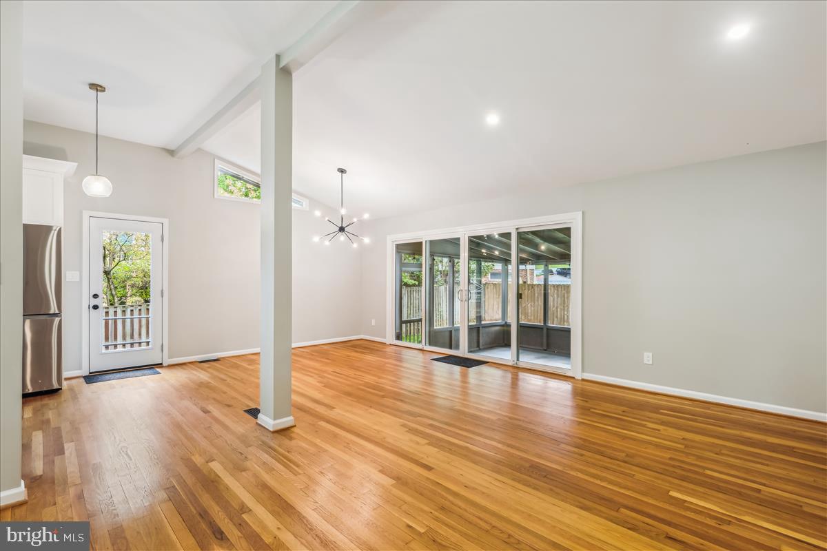 6506 FARLEY ST, SPRINGFIELD, Virginia 22152, 4 Bedrooms Bedrooms, ,3 BathroomsBathrooms,Residential,For sale,6506 FARLEY ST,VAFX2238962 MLS # VAFX2238962
