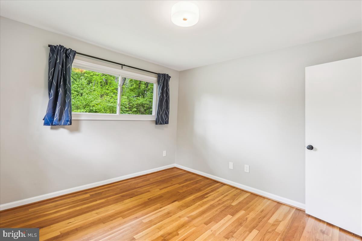 6506 FARLEY ST, SPRINGFIELD, Virginia 22152, 4 Bedrooms Bedrooms, ,3 BathroomsBathrooms,Residential,For sale,6506 FARLEY ST,VAFX2238962 MLS # VAFX2238962