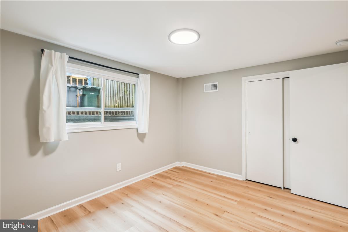 6506 FARLEY ST, SPRINGFIELD, Virginia 22152, 4 Bedrooms Bedrooms, ,3 BathroomsBathrooms,Residential,For sale,6506 FARLEY ST,VAFX2238962 MLS # VAFX2238962