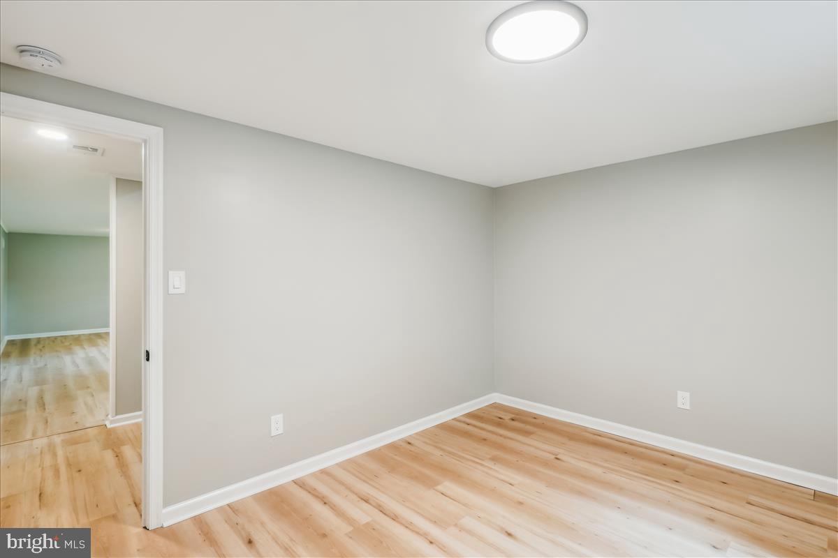 6506 FARLEY ST, SPRINGFIELD, Virginia 22152, 4 Bedrooms Bedrooms, ,3 BathroomsBathrooms,Residential,For sale,6506 FARLEY ST,VAFX2238962 MLS # VAFX2238962