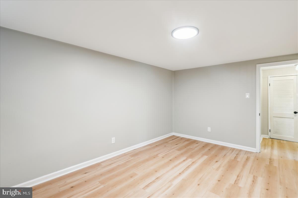 6506 FARLEY ST, SPRINGFIELD, Virginia 22152, 4 Bedrooms Bedrooms, ,3 BathroomsBathrooms,Residential,For sale,6506 FARLEY ST,VAFX2238962 MLS # VAFX2238962