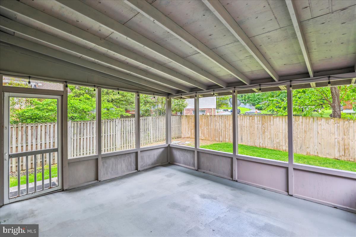 6506 FARLEY ST, SPRINGFIELD, Virginia 22152, 4 Bedrooms Bedrooms, ,3 BathroomsBathrooms,Residential,For sale,6506 FARLEY ST,VAFX2238962 MLS # VAFX2238962