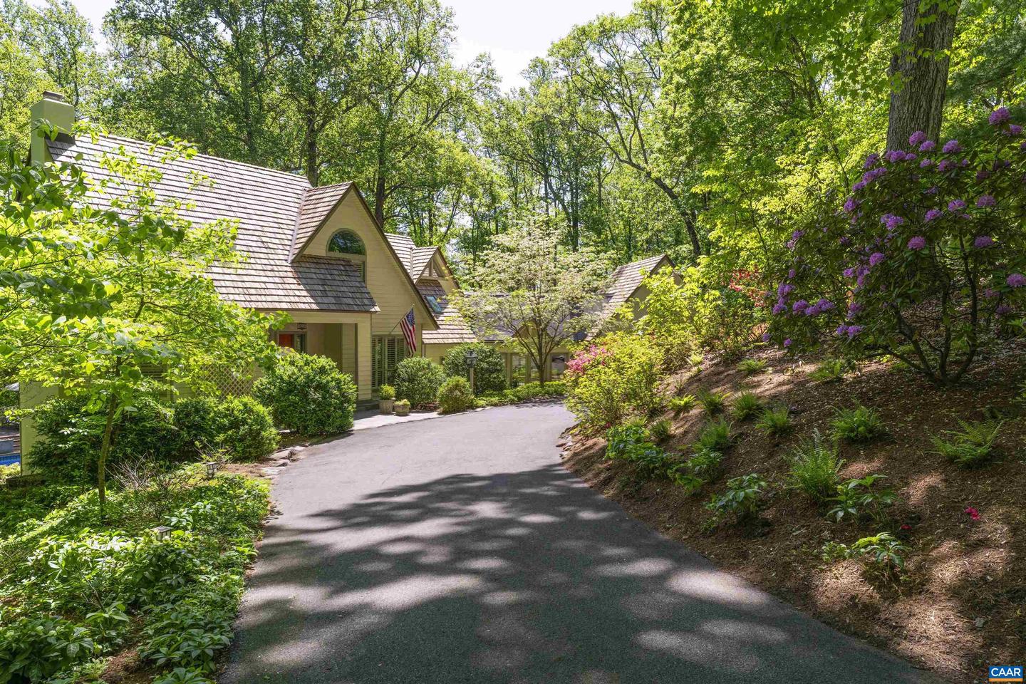 440 ROOKWOOD DR, CHARLOTTESVILLE, Virginia 22903, 4 Bedrooms Bedrooms, ,3 BathroomsBathrooms,Residential,For sale,440 ROOKWOOD DR,664130 MLS # 664130