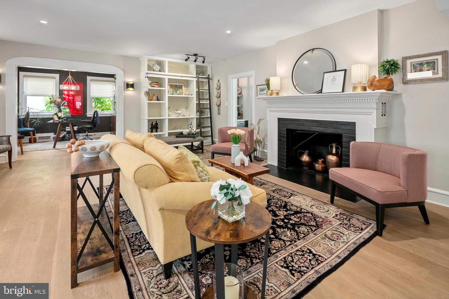 3175 21ST ST N, ARLINGTON, Virginia 22201, 4 Bedrooms Bedrooms, ,2 BathroomsBathrooms,Residential,For sale,3175 21ST ST N,VAAR2057076 MLS # VAAR2057076