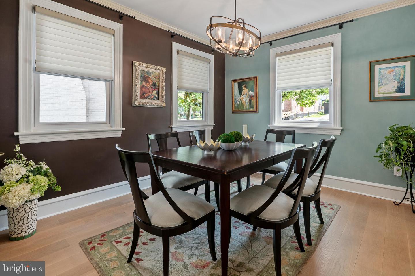 3175 21ST ST N, ARLINGTON, Virginia 22201, 4 Bedrooms Bedrooms, ,2 BathroomsBathrooms,Residential,For sale,3175 21ST ST N,VAAR2057076 MLS # VAAR2057076