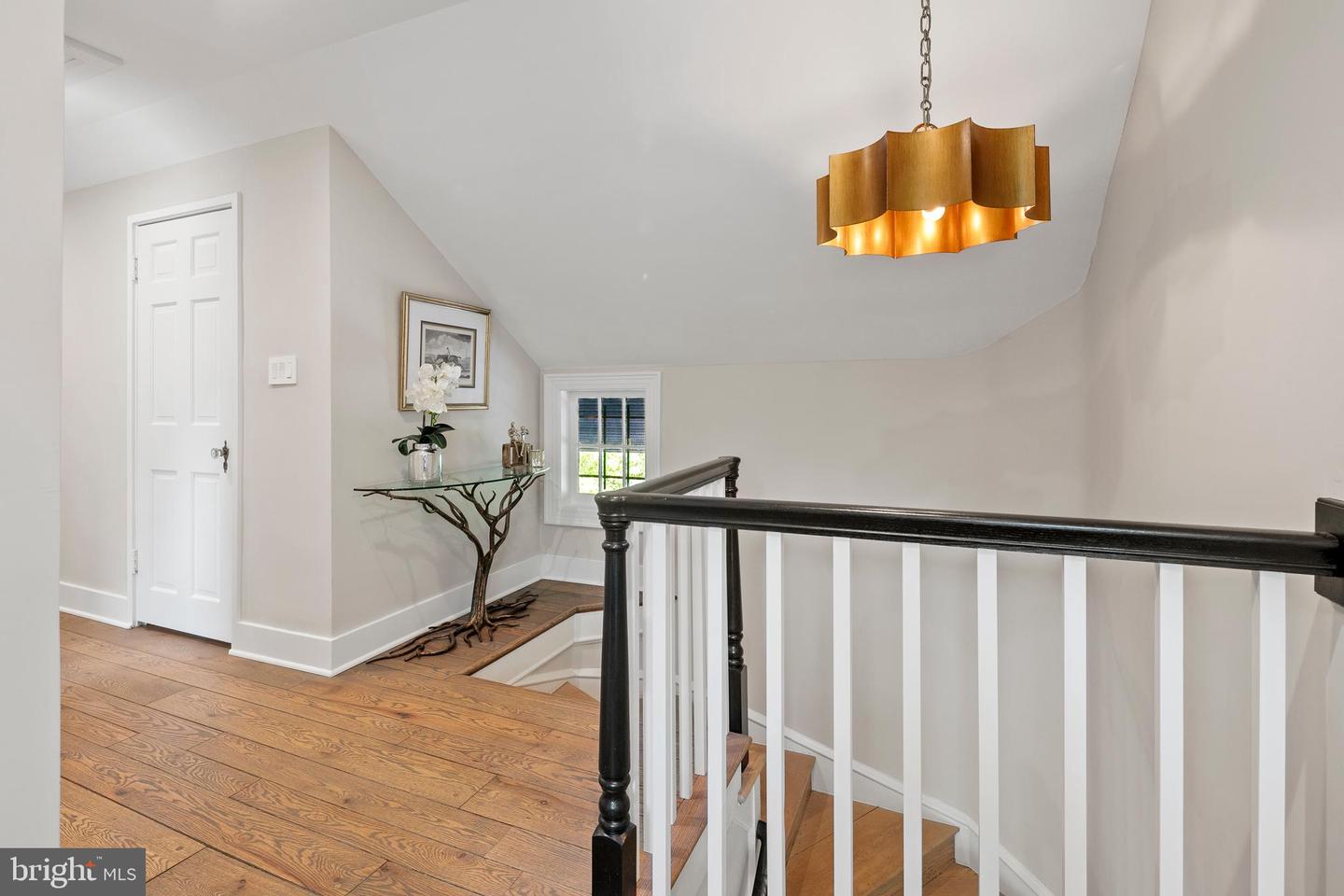 3175 21ST ST N, ARLINGTON, Virginia 22201, 4 Bedrooms Bedrooms, ,2 BathroomsBathrooms,Residential,For sale,3175 21ST ST N,VAAR2057076 MLS # VAAR2057076