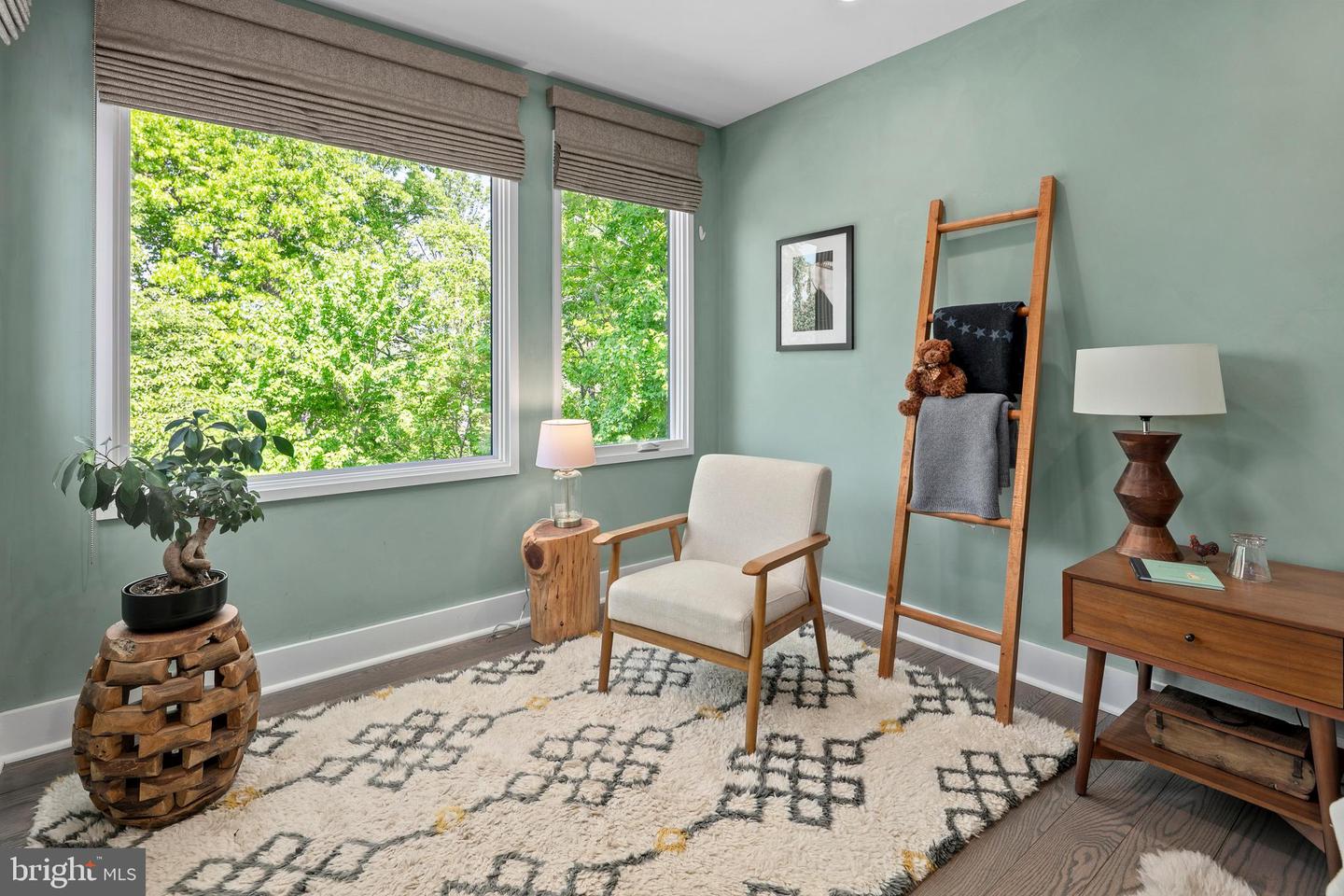 3175 21ST ST N, ARLINGTON, Virginia 22201, 4 Bedrooms Bedrooms, ,2 BathroomsBathrooms,Residential,For sale,3175 21ST ST N,VAAR2057076 MLS # VAAR2057076