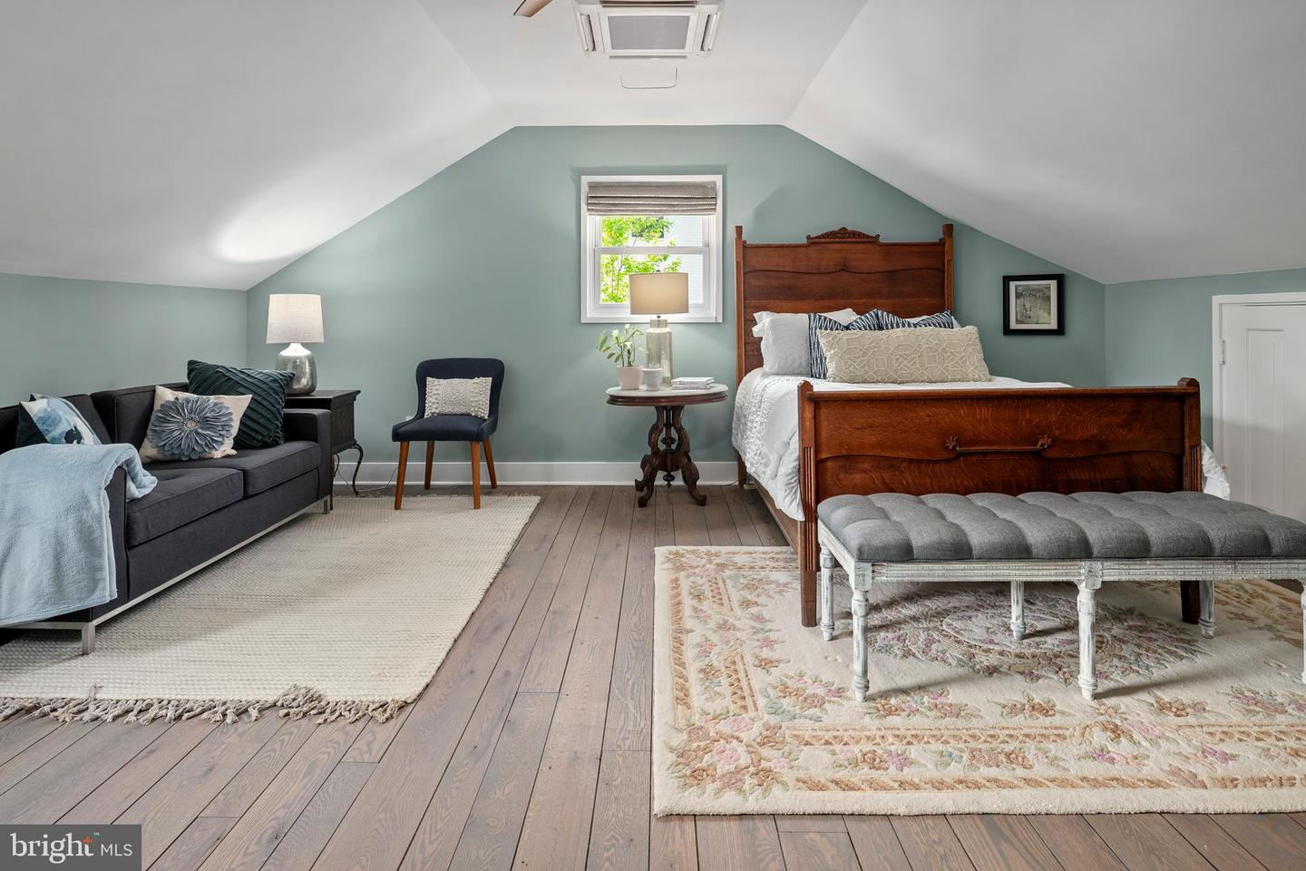 3175 21ST ST N, ARLINGTON, Virginia 22201, 4 Bedrooms Bedrooms, ,2 BathroomsBathrooms,Residential,For sale,3175 21ST ST N,VAAR2057076 MLS # VAAR2057076
