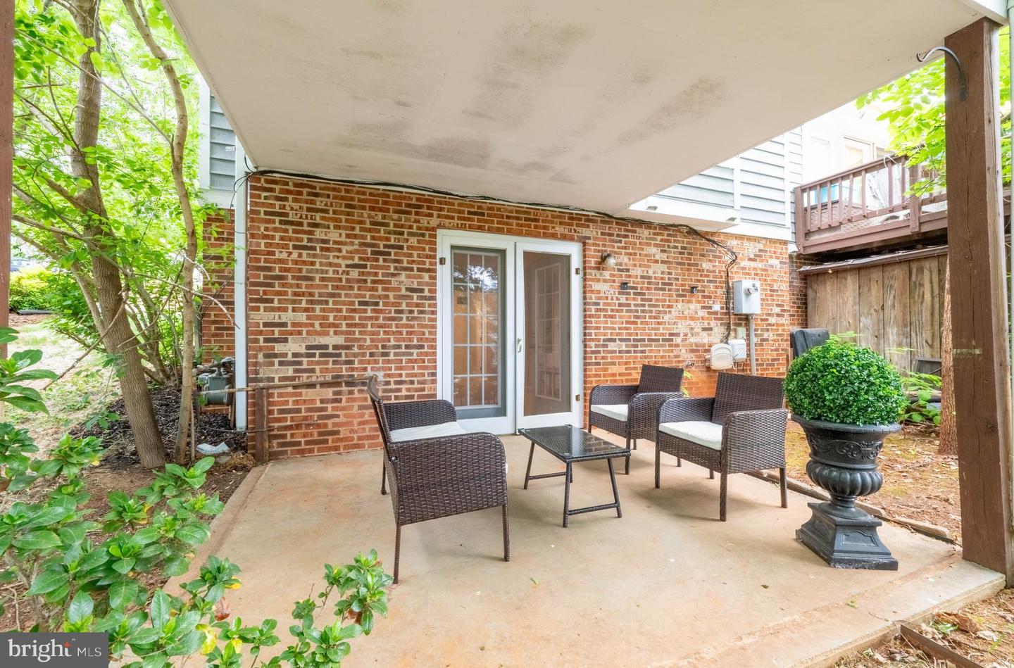 1259 MAPLE VIEW DR, CHARLOTTESVILLE, Virginia 22902, 2 Bedrooms Bedrooms, 7 Rooms Rooms,3 BathroomsBathrooms,Residential,For sale,1259 MAPLE VIEW DR,VAAB2000978 MLS # VAAB2000978