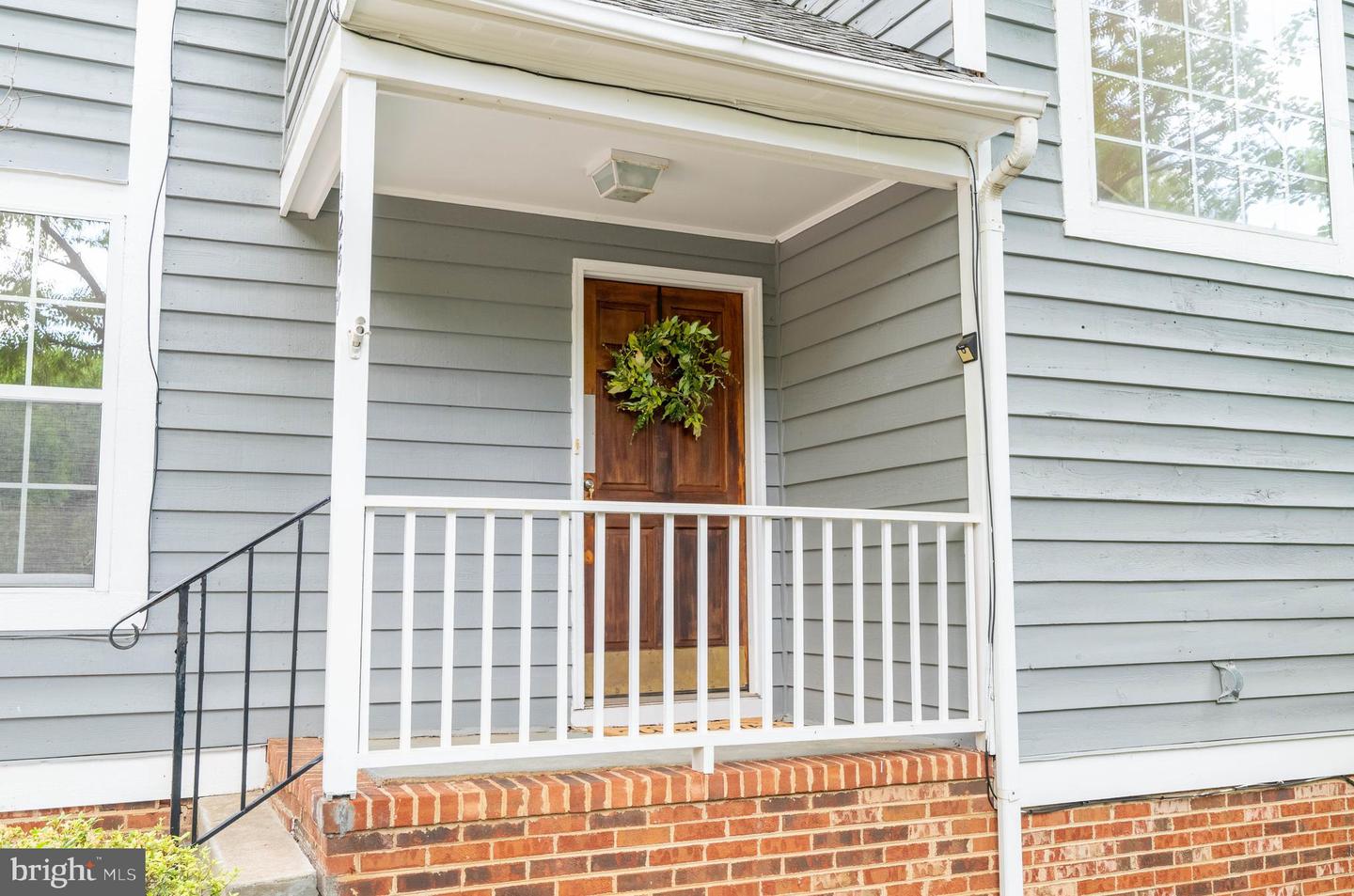 1259 MAPLE VIEW DR, CHARLOTTESVILLE, Virginia 22902, 2 Bedrooms Bedrooms, 7 Rooms Rooms,3 BathroomsBathrooms,Residential,For sale,1259 MAPLE VIEW DR,VAAB2000978 MLS # VAAB2000978