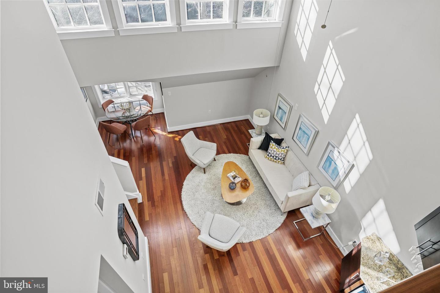 5233 CONNECTICUT AVE NW #301., WASHINGTON, District Of Columbia 20015, 1 Bedroom Bedrooms, ,1 BathroomBathrooms,Residential,For sale,5233 CONNECTICUT AVE NW #301.,DCDC2199220 MLS # DCDC2199220