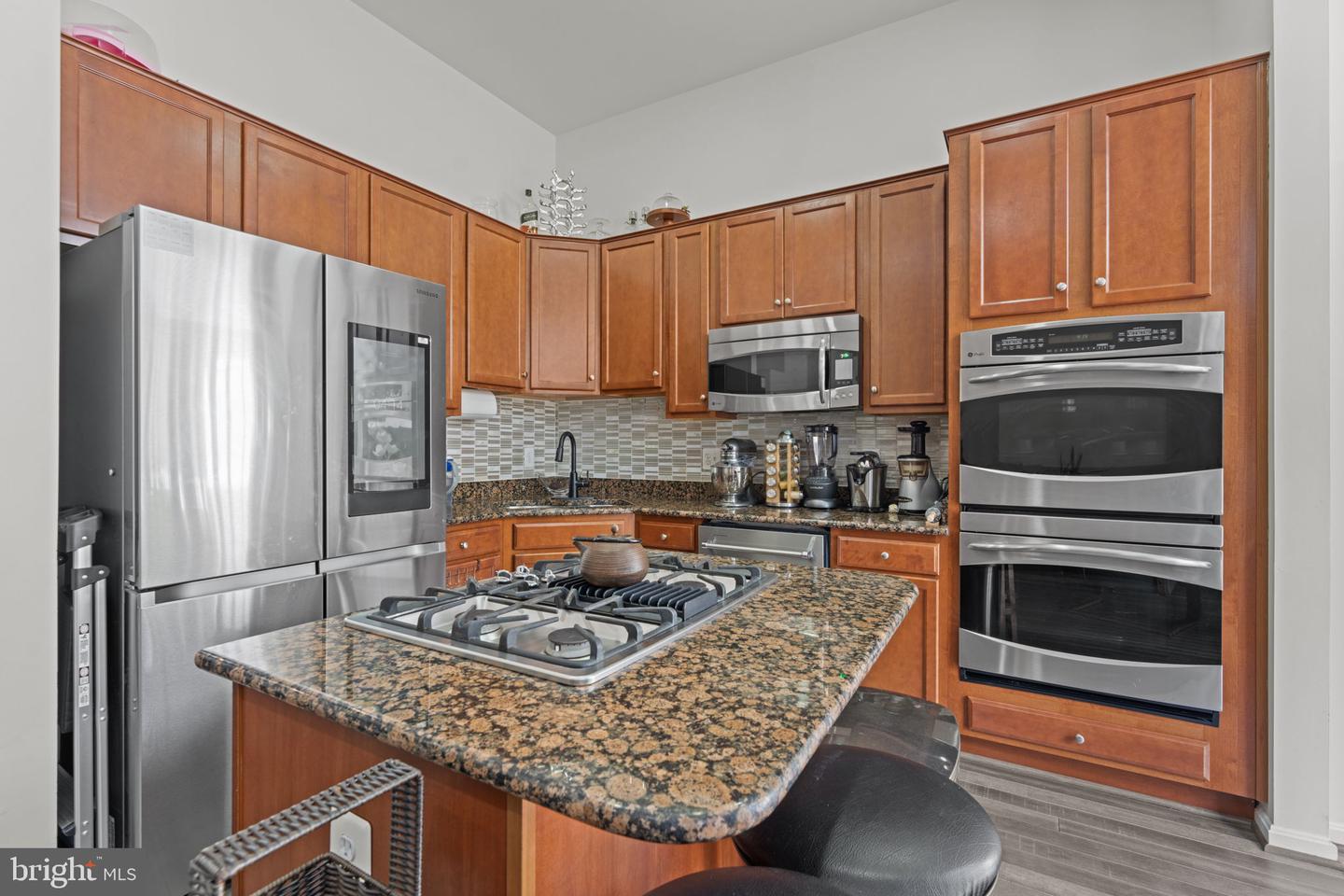 2386 BATTERY HILL CIR, WOODBRIDGE, Virginia 22191, 3 Bedrooms Bedrooms, ,3 BathroomsBathrooms,Residential,For sale,2386 BATTERY HILL CIR,VAPW2094098 MLS # VAPW2094098